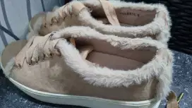 Sepatu novo original australia