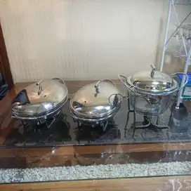 Pemanas  untuk makan 3 pis mulus  (masih ada kardusya) .