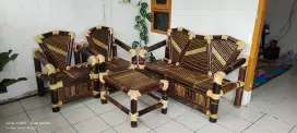 Kursi meja bambu hitam