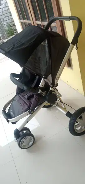 Stroller preloved quinny