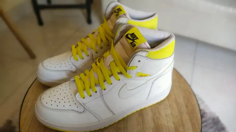 Nike AJ 1 Retro High First Class Flight