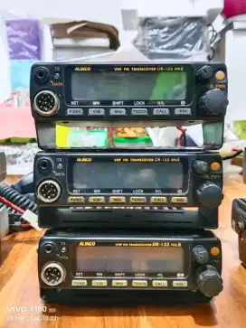 RADIO HT ALAT KOMUNIKASI DIBELI BAYAR CASH TUNAI
