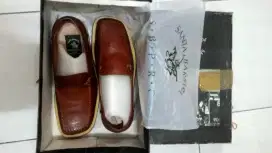 Jual Sepatu Kulit Asli Merk Santa Barbara Original