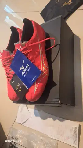 Sepatu Bola Mizuno Morelia