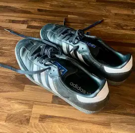 Sepatu Adidas Samba Black