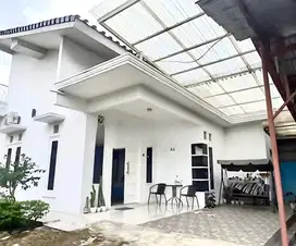 Di jual cepat rumah plus bengkel mobil