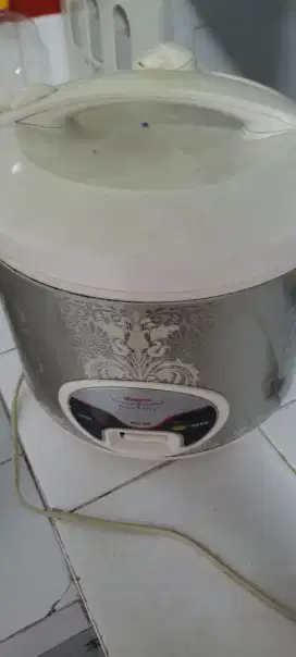 Rice Cooker Merk Maspion kondisi oke