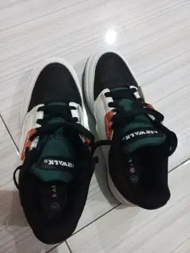 Sepatu airwalk 2 pasang