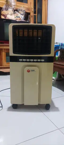 KIPAS ANGIN AIR COOLER (TORI THC-030DLX)