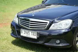 Mercedes Benz C200 Tahun 2013 AT Matic Bekas Berasuransi