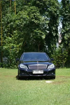 Mercedes Benz C200 Tahun 2013 AT Matic Bekas Berasuransi