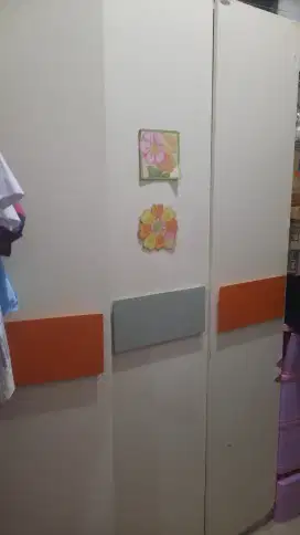 Lemari Informa 3 pintu 1 set dg Tempat Tidur (no Bed) ukuran.120x200