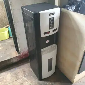 Dispenser Miyako galon bawah