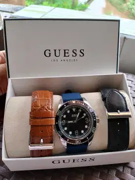 GUESS Watch Pria W1126G1