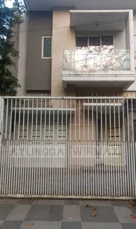 Di jual Rumah Komersial  Imam bonjol Surabaya Pusat