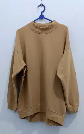 Sweater Crewneck Uniqlo