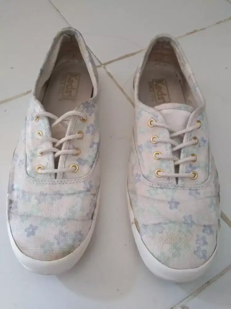 Sepatu wanita KED'S