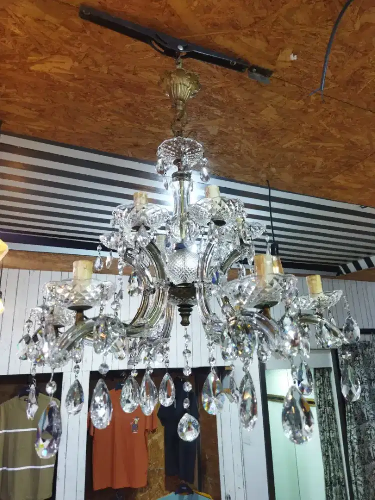 Lampu italy cabang 12