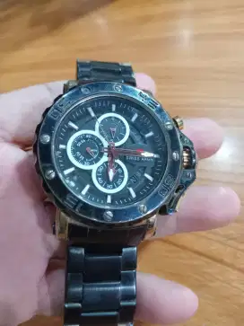 Jam Swiss Army  bekas tapi bagus