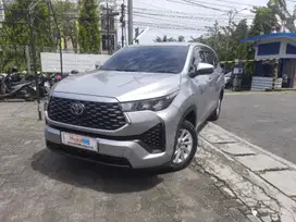 Toyota Kijang Innova 2.0 Zenix G CVT Bensin-AT 2022