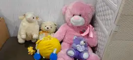 Boneka besar dan sedang kondisi layak pakai