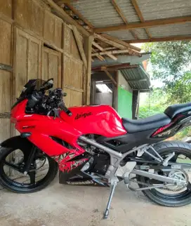 Jual Motor Kawasaki kondisi Masih gadis, jarang dipakai