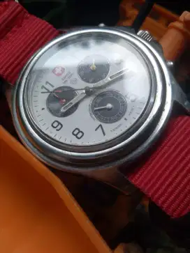 Jam Swiss Military by Hanowa. Chronograph