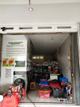 Karyawan Laundry 3 orang