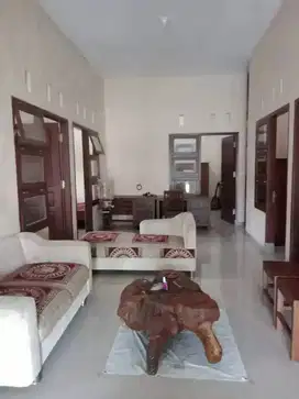 Rumah 12 Kamar Minimalis Bangunan Bagus