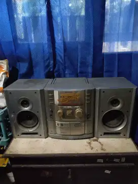 Radio tape polytron