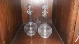 2 Buah Botol Kristal
