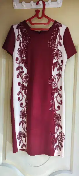 Dress Scuba Maroon