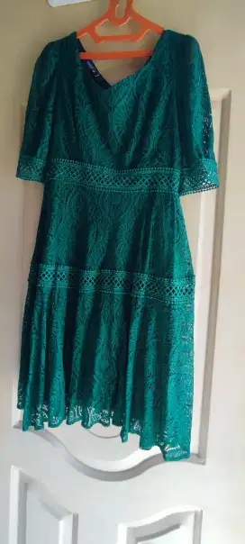 Dress brukat hijau botol