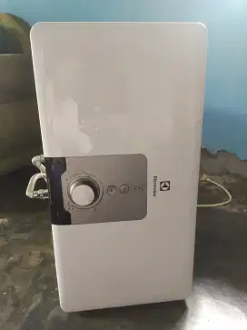 Water Heater Listrik, merek electro lux