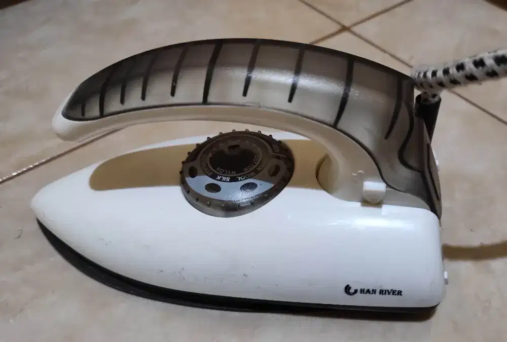 Setrika Travel Han River (Setrika Portable)