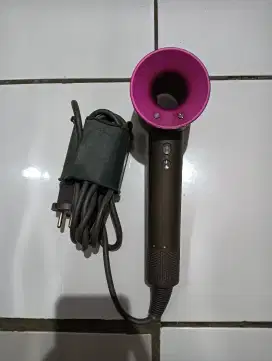 Dijual Hair drayer Dyson Supersonic 1600watt