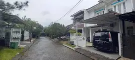 Rumah Tingkat Minimalis Dalam Cluster Di BCC Bukit Cimanggu City