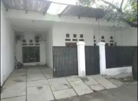 Dijual Rumah Cantik dan Murah, 2 lt. Taman Galaxy,  Bekasi Selatan.