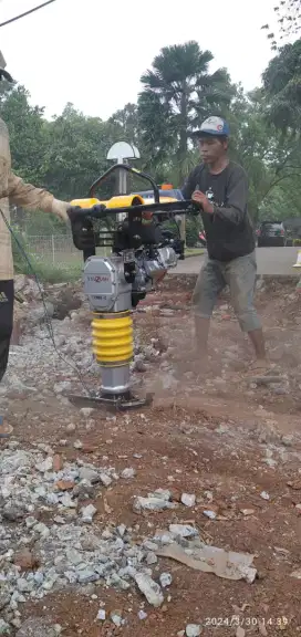 Baby roller jack hammer genset molen pemadat stamper kodok kuda