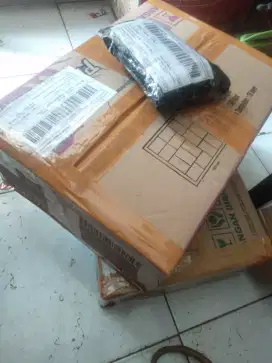 DICARI UNTUK ADM TOKO ONLINE (wanita)
