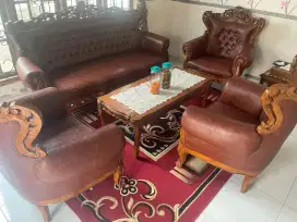 Sofa Jepara mulus 4 kursi 1 meja besar,2 meja kecil