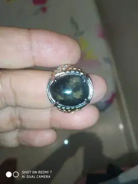 Cincin Batu Yaman Bermotif