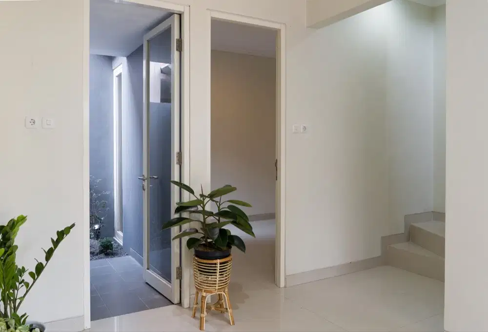 DIJUAL Rumah Menganti Wiyung Lakarsantri