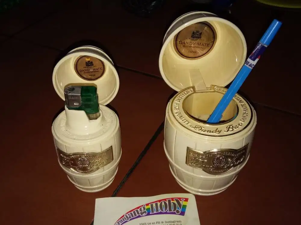 Pajangan meja wadah barang serbaguna koleksi Dandy Mate Japan