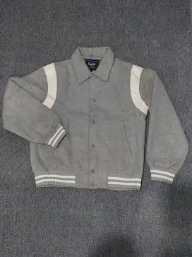 Jaket Varsity Merk Kaule Abu-abu