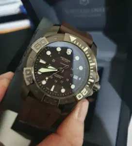 Victorinox Swiss Army 241562 VSA Dive Master 500 Automatic