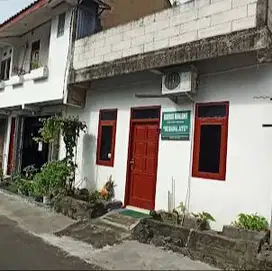 Asisten Rumah Tangga