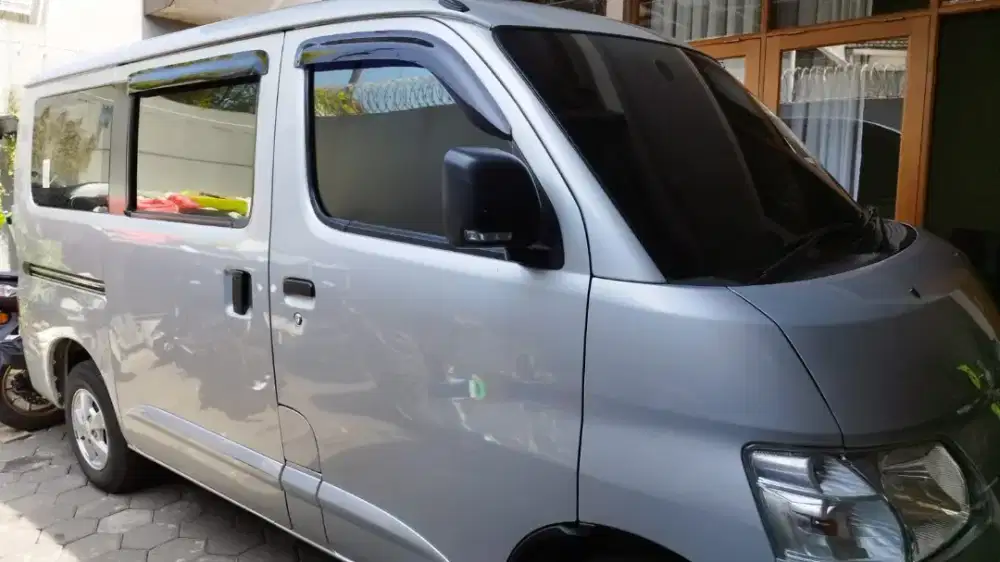 Daihatsu Granmax Minibus 1,3