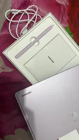 Jual Tab Samsung S9 FE 5G 6/128 Lavender