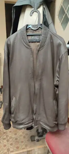 Jual jaket kulit asli warna coklat Rp.600.000